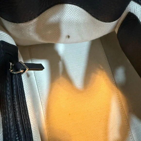 The Row Black Margaux 12 - Picture 10 of 16